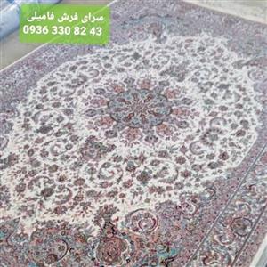 فرش ماشینی 6 متری 700شانه تراکم 2550 طرح مجلسی ( تبریز) رنگ کرم