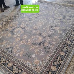فرش ماشینی 9 متری طلا کوب 700شانه تراکم 2550 طرح یاس رنگ فیلی تر