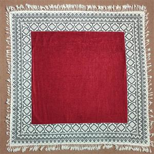 رومیزی مخمل قلمکاری اعلاء رنگ قرمز  سایز100×100