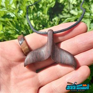 گردنبند چوبی دم وال، ساخته شده از چوب ونگه