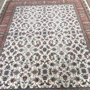 فرش ماشینی 9 متری افشان صبا کرم 700 شانه hcpx2 تراکم 2550 صد در صد نخ