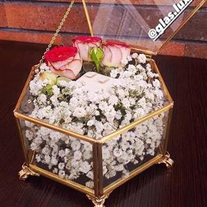 به صورت سفارشی باکس شش ضلعی جنس شیشه و نواربرنجیساخته شده تماما با دست