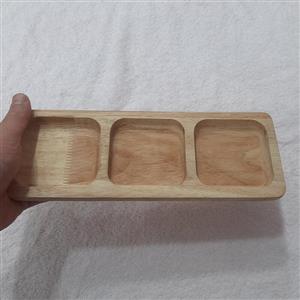 تخته سرو چوبی سه خانه تخته سه خانه تخته بیسکوییت تخته لیوان سینی چوبی سینی سرو چوبی 