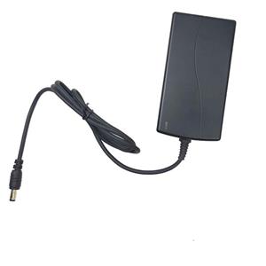 آداپتور 12 ولت 3 آمپر پلاستیکی رومیزی بین راهی سوئیچینگ