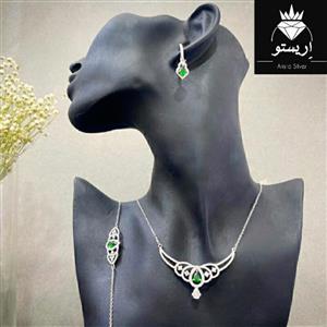 سرویس نقره زناته جواهری نگین سبز زمرد سنستیک با عیار 925 و آبکاری طلاسفید
