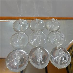 چسبونک شیشه،بسیار مقاوم مناسب شیشه خودرو ،نگهدارنده وسایل سبک مانند عروسکهای فانتزی و ...
