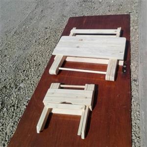 چهار پایه چوبی تاشو