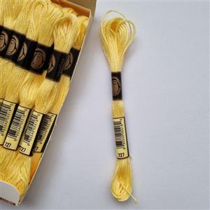 نخ گلدوزی پنگوئن چین جنس کتان رنگ لیمویی پررنگ کد 727