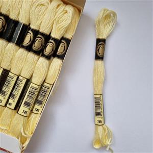 نخ گلدوزی پنگوئن چین جنس کتان رنگ لیمویی کد 745