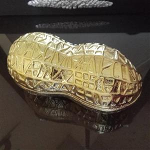 قندان، شکلات خوری، تنقلات خوری آلومینیومی طرح  بادام زمینی رنگ طلایی