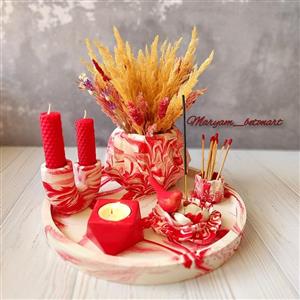 دکوری بتنی قرمز