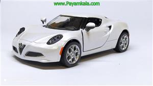 ماشین اسباب بازی آلفا (ALFA ROMEO 4C 2013 BY KINSMART) سفید