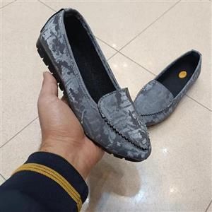 کالج راحتی زنانه