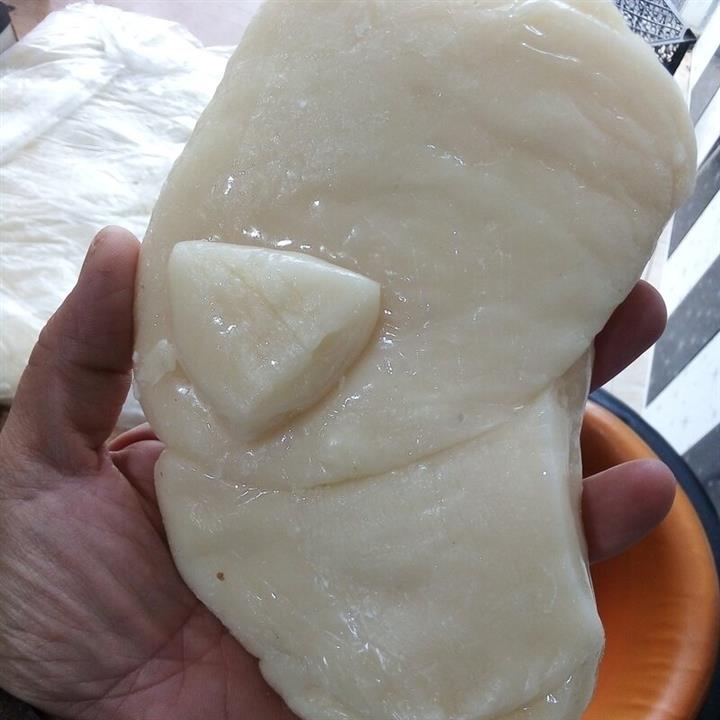 آدامس  سقز