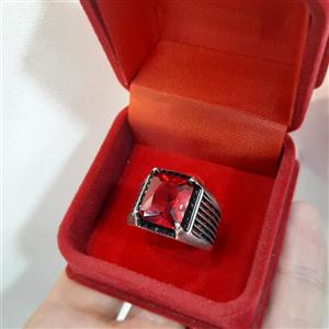 انگشتر نقره مردانه ترک  با نگین قرمز بسیار شیک با نمای فوق العاده عیار 925