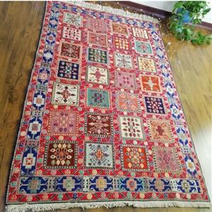 گلیم ورنی دستبافت قره داغ آذربایجان طرح خشتی (200در130)