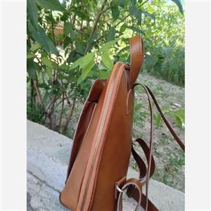 کوله پشتی چرم طبیعی
