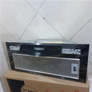 هود مخفی 70 در 30\nدارای برد لمسی کنترلی\nفیلتر سه لایه قابل شست و شو\nموتور فلزی با 5 حالت مختلف\nدوسال 