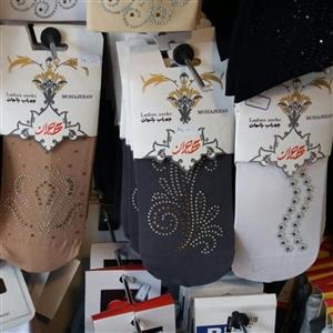جوراب نگین دار  زخیم در طرح های مختلف و رنگ دلخواهتون