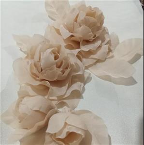 گل پارادایس برای تزئین لباس . گل بزرگ 25. کوچک 15 