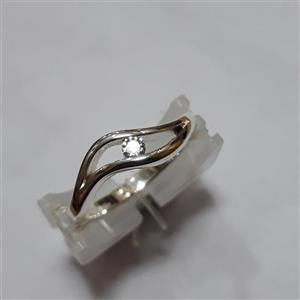 انگشتر نگین دار مشابه طلا  برند اکسسوری