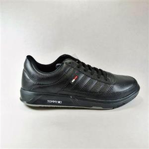 کتونی اسپورت کلاسیک مردانه مدل تامی هیلفیگر رنگبندی