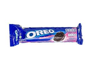 بیسکویت شکلاتی کرم توت فرنگی اورئو oreo