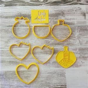 قالب یلدایی، پک 6 تایی 7 سانت.1 عدد استنسیل،4 عدد کاتر و یک عدد مهر ،مهر و کاتر