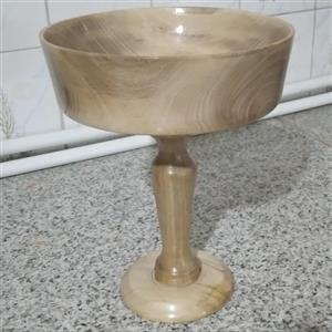کاسه پایه دار چوبی