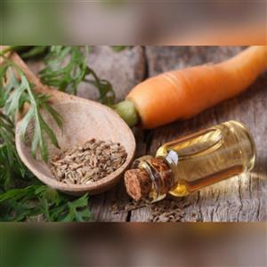 روغن هویج 60 سی سی مناسب پوست و مو (  )