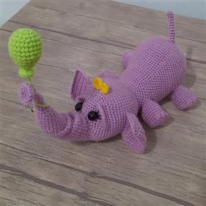 عروسک فیل هورتون عروسک بافتنی اسباب بازی_ تزیینی