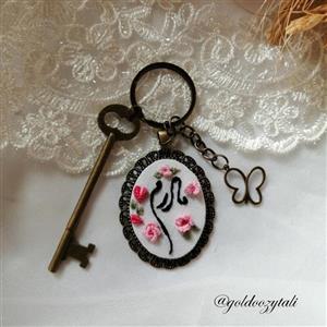 جاکلیدی گلدوزی کلمه مادر دوخته شده با نخ فرانسوی