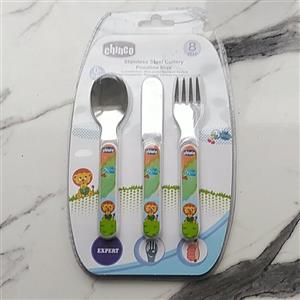 قاشق و چنگال و چاقو کودک