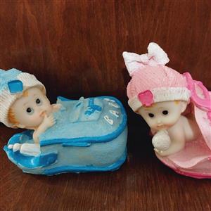 مجسمه نوزاد