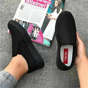 کفش اسپرت زنانه شیک و جدید مدل ونس ساده