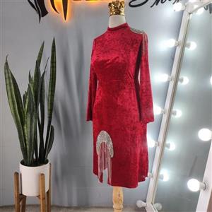 لباس مجلسی زنانه کوتاه مخمل مدل طاووس با خرجکار