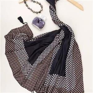 شال دور حاشیه پایین منگوله دار