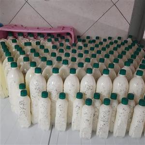 دوغ مشک محلی بدون مواد افزودنی با طعم سنتی هر باکس6 عدد بطری 1.5 لیتری