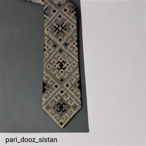 کراوات سوزن دوزی بلوچ کاملا دست دوز طرحتارا1