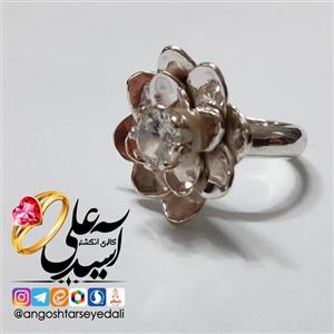 هدیه روز مادر یه گل زیبا و ماندگار ، انگشتر خاص 