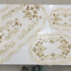 رومیزی حریر کار دست