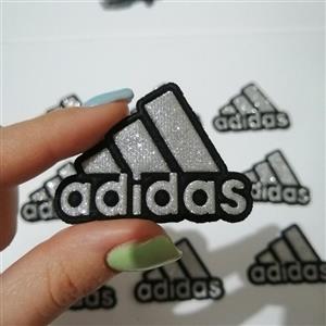 پچ لباس خیاطی برچسب استیکر طرح ادیداس adidas اکلیلی ورزشی باشگاه 