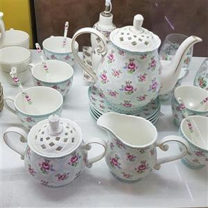 سرویس چایخوری طرح رز 23 پارچه برند خارجی ست پذیرایی موجود  جهیزیه