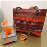 کیف ترکیبی گلیم دستباف و چرم سایز حدودی 30*40 سانت رنگ  نارنجی الوان