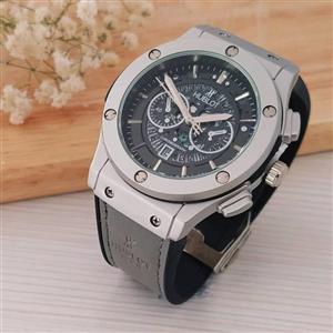 ساعت هابلوت hublot در مدل و رنگ های مختلف شارژ شد با جعبه و 