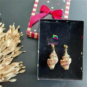 گوشواره دخترانه صدف طبیعی استیل طرح بنود
