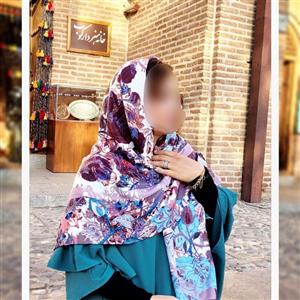 روسری زیبای طرح گل، طراحی جداب و خاص نخی، دور دست دوز