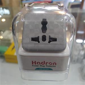 محافظ برق هوشمند تایمردار هادرون مدل P103 Hadron P103 Smart Power Protector