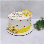 کیک خامه ای با تزئین گل نرگس.خیلی زیبا و شیک.طعم کیک به انتخاب شما میتونه تغییر کنه.نوشته سطح کیک هم قابل تغییر هست.