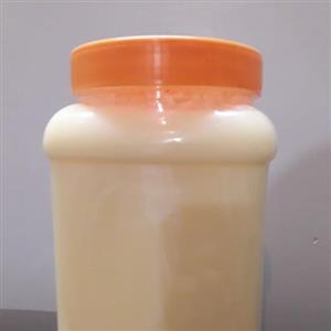 روغن زرد گاوی تضمینی خالص با عطر  عالی با تضمین صددرصد (در صورت عدم رضایت،محصول برگشت داده میشود بدون هیچگونه هزینه)